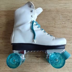 Just the Right Shoe. Roller Skate. Retired
